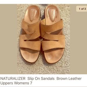Naturalizer slides slip on sandals size 7 leather